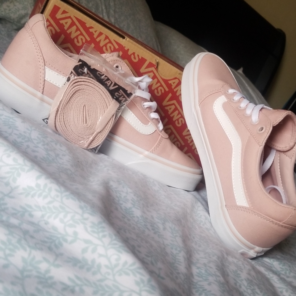 NEW VANS WARD